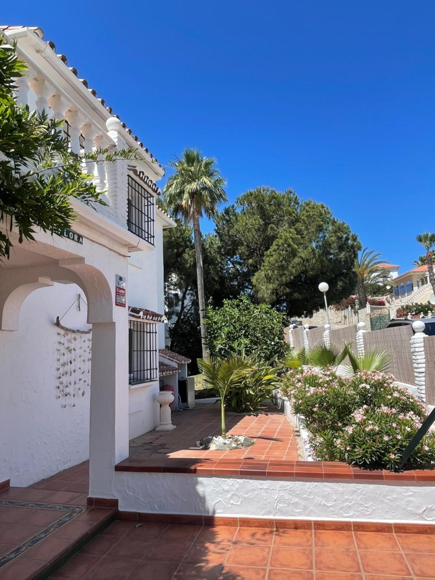 Casa Flora - Mijas Costa - Andalusie Bed and Breakfast Buitenkant foto
